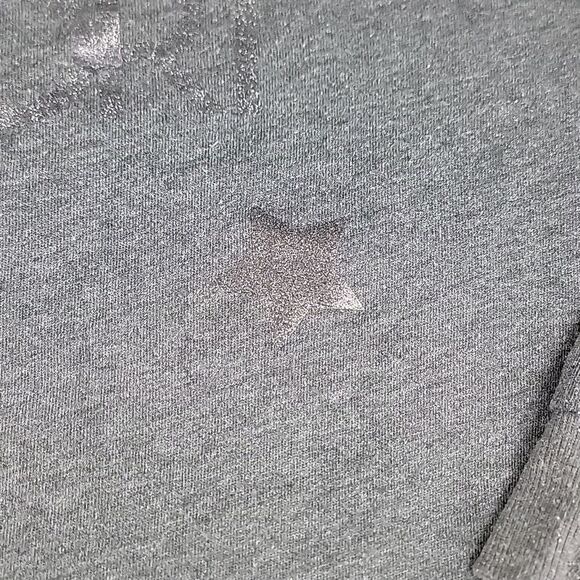 ‎VICTORIA SPORT Sweatshirt [SIZE MEDIUM] - Picture 5 of 5